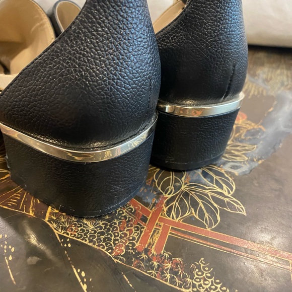 Nine West Open Toe Ankle Strap Chunky Heeled Sandals - Picture 4 of 8